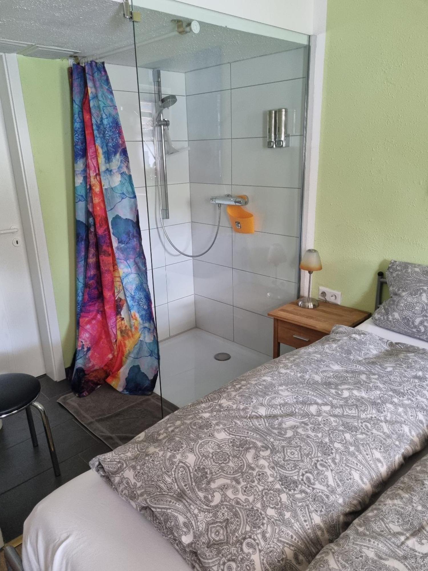 קייזרסלאוטרן B&B Dressings Traumgarten חדר תמונה